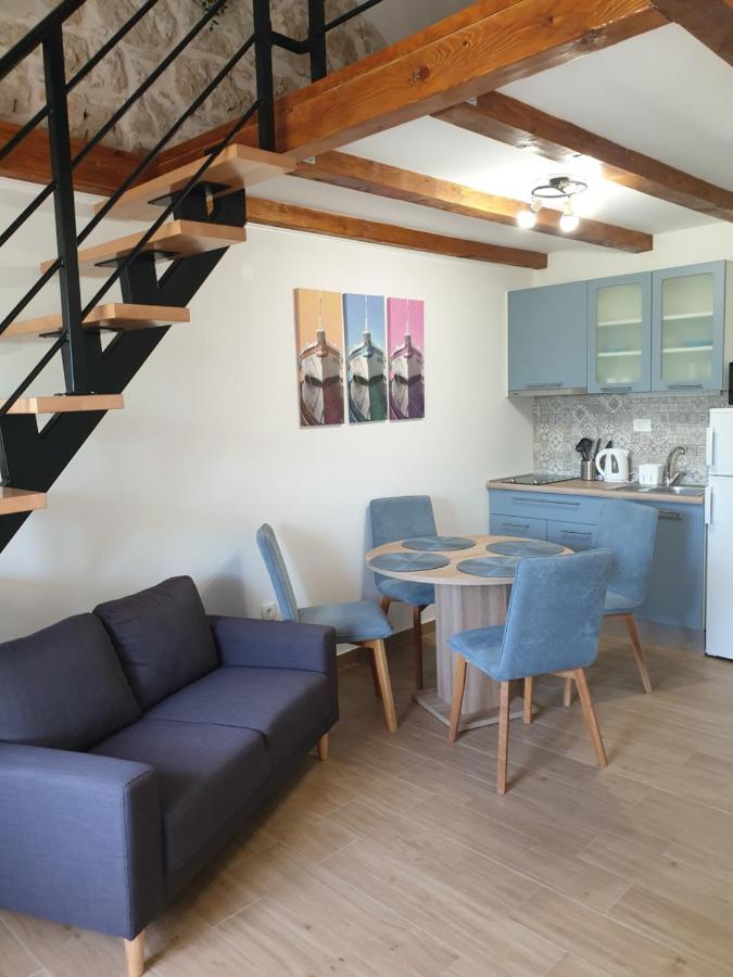 Apartments Lucky โลโซวาซ ภายนอก รูปภาพ